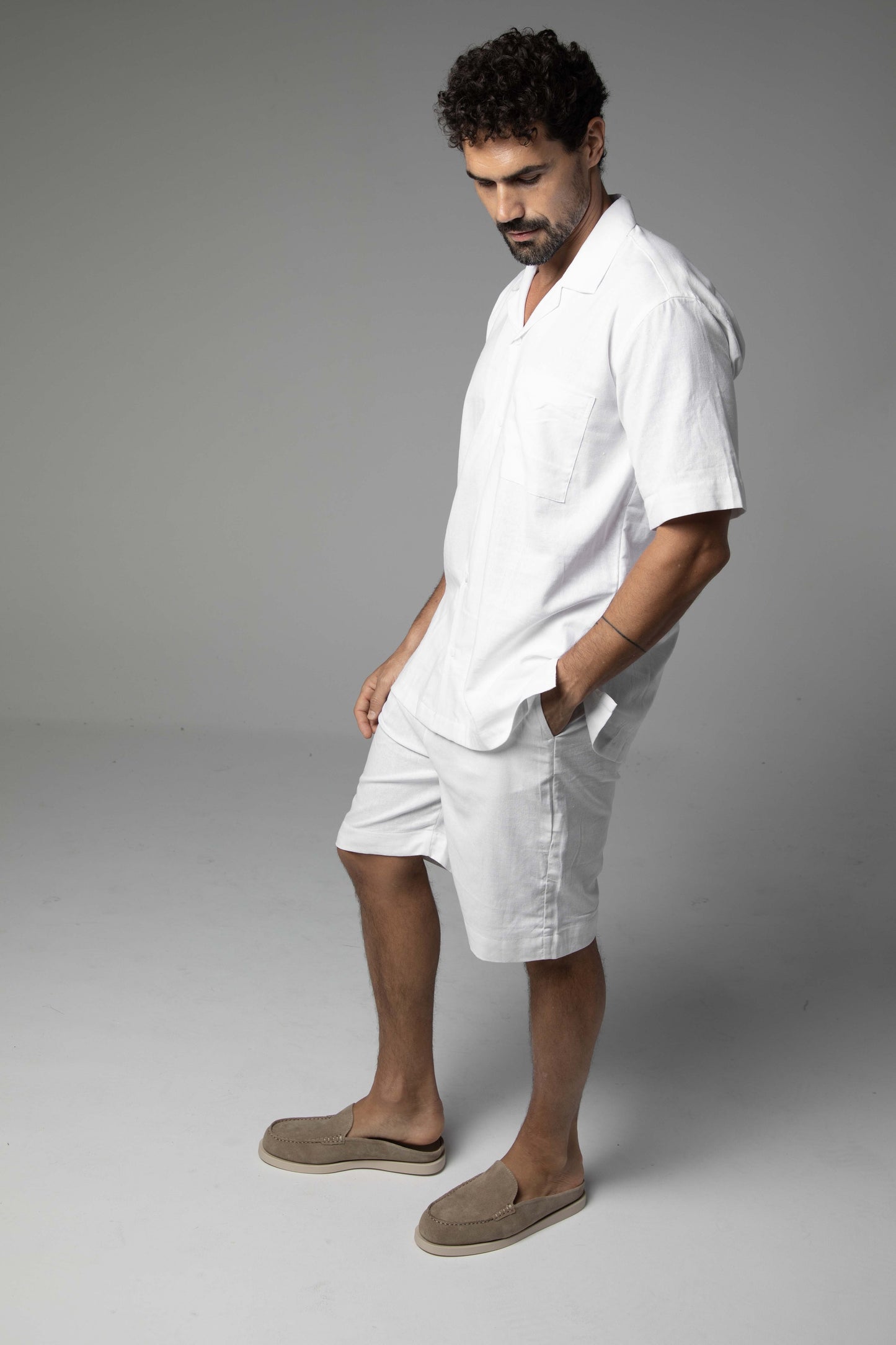 Relaxed fit short set in white